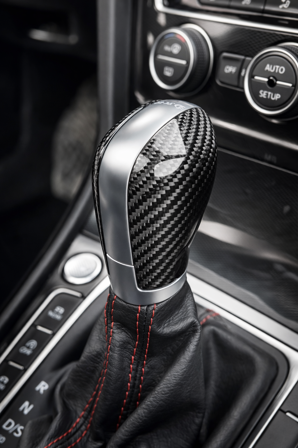 DSG Schaltknauf / Wählhebel Abdeckung VW Golf 7 / 7.5 & Polo AW – GTI, GTD, R-Line, R
