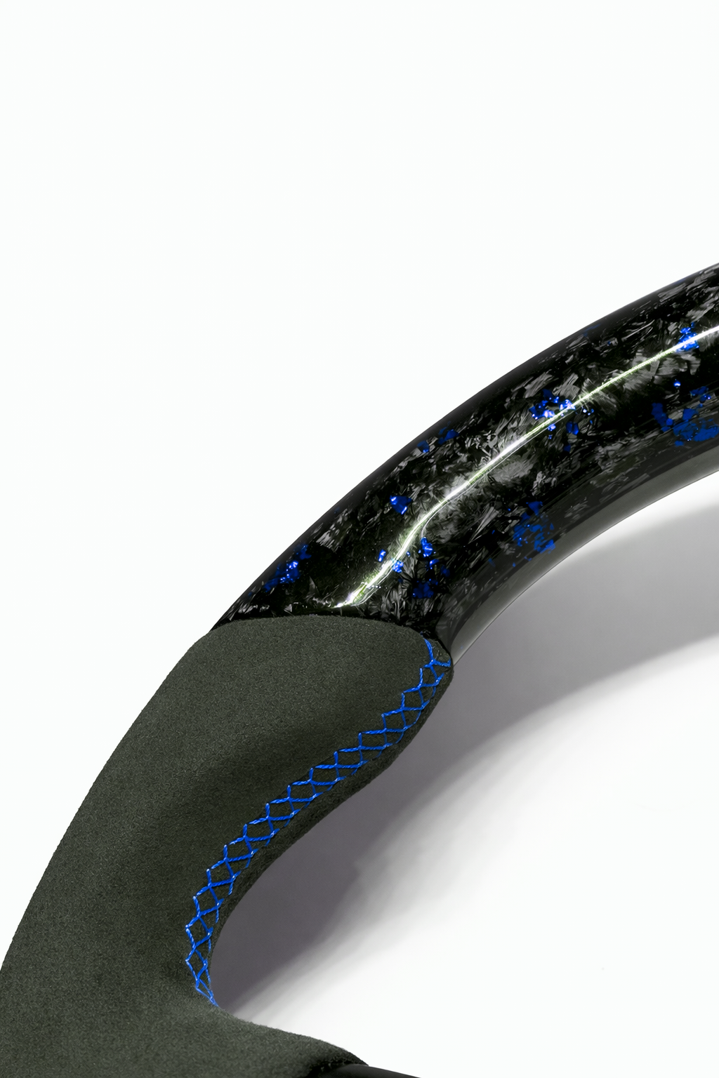 Carbon Alcantara Optik Lenkrad für VW Golf 7, 7.5 & Polo AW – GTI, GTD, R, R-Line